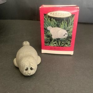 Precious Seal Keepsake Ornament Handcrafted 1992 VTG